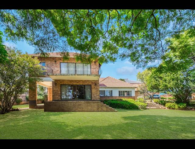 5 BEDROOM HOUSE FOR SALE IN GREENSIDE